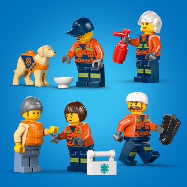 60504 Rannikkovartioston pelastusalus ja helikopteri