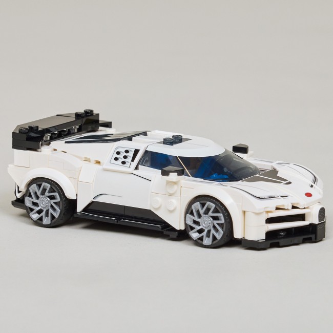 77240 Спортивный гиперкар Bugatti Centodieci