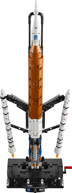 42221 NASA Artemis ‑laukaisujärjestelmän avaruusraketti