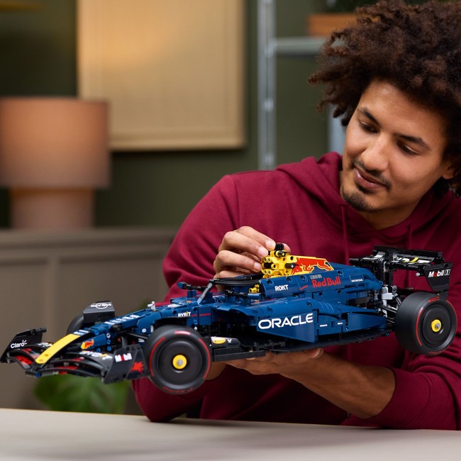 42206 Oracle Red Bull Racing RB20 F1 auto