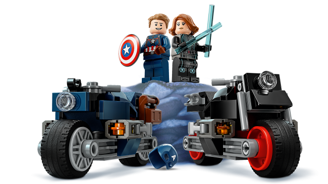 76260 Black Widow ja Captain America moottoripyörineen