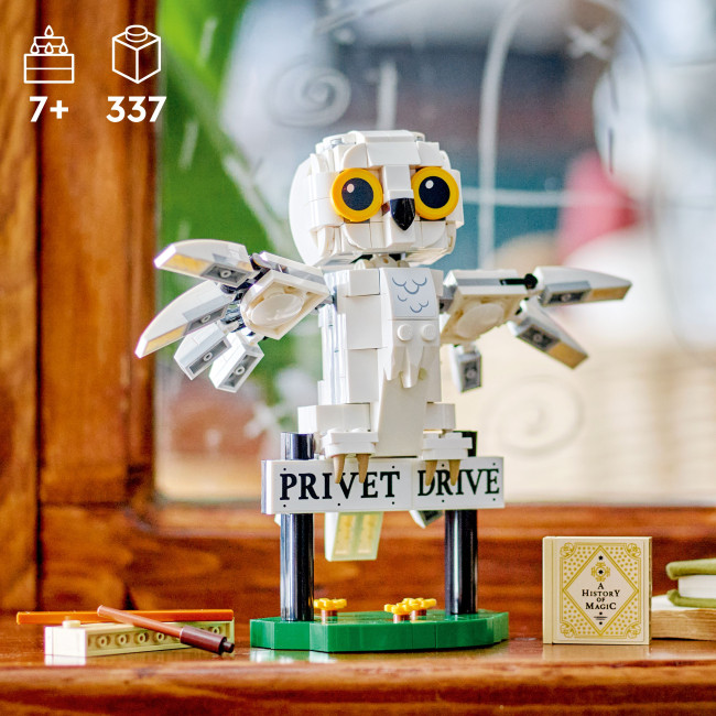 76425 Hedwig™ Privet Drive 4 majas