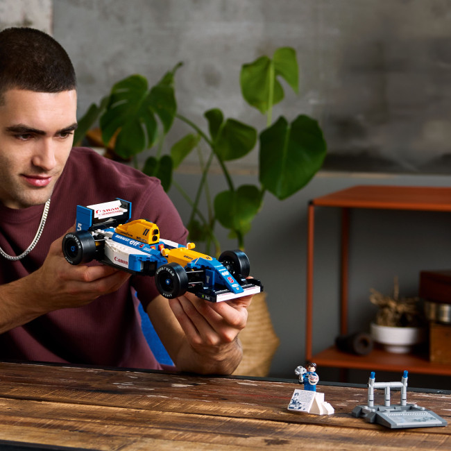 10353 Williams Racing FW14B и Найджел Мэнселл