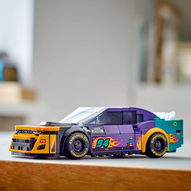 76935 NASCAR® Next Gen Chevrolet Camaro ZL1