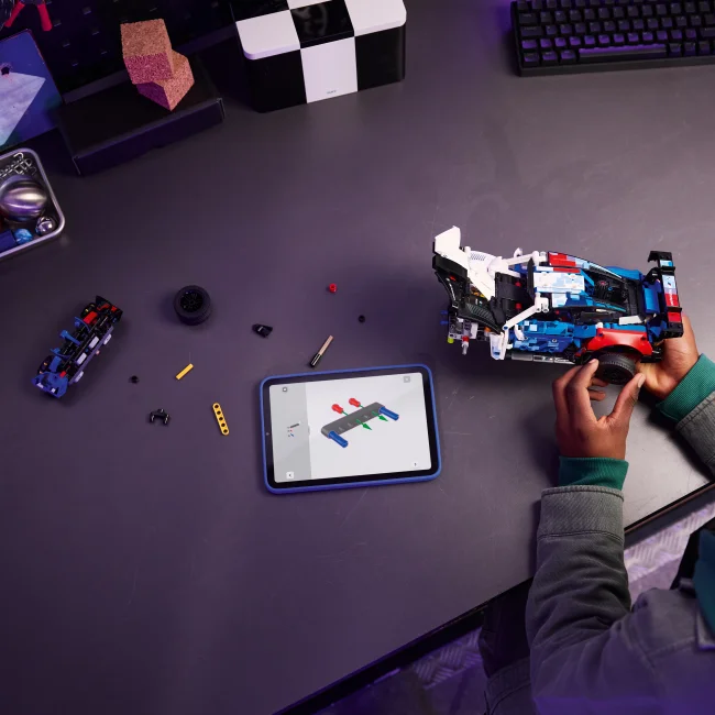 42226 BMW M4 GT3 EVO võidusõiduauto