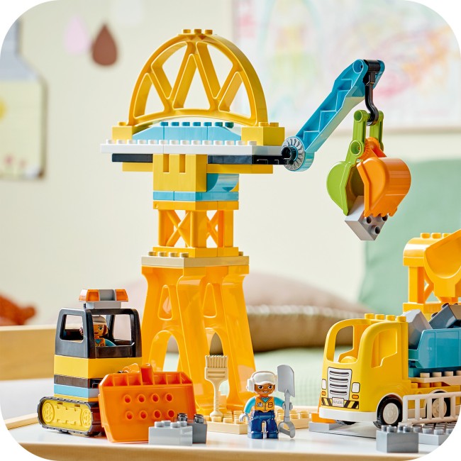 10476 Kolm ühes ehitusplats ja -masinad