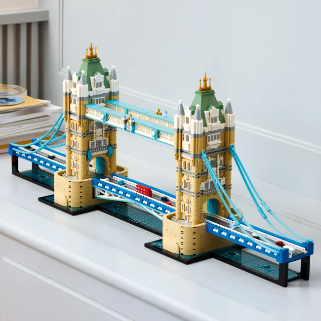 21067 Tower Bridge