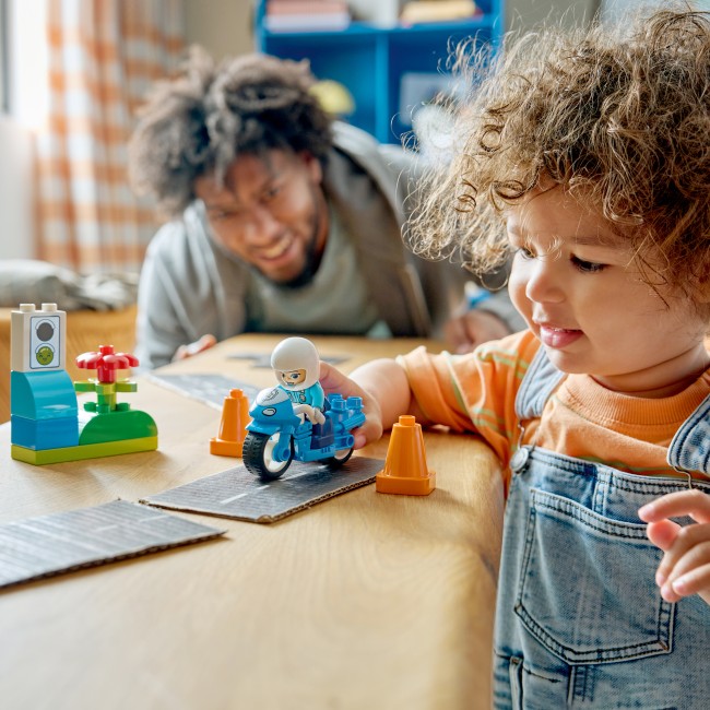 10471 Zils policijas motocikls