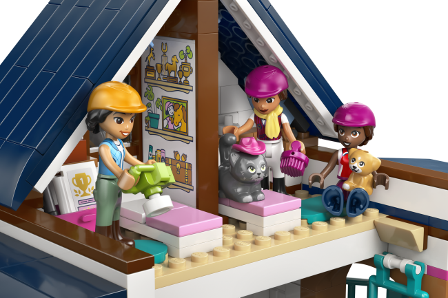 42688 Hevostalli ja ratsastuskoulu