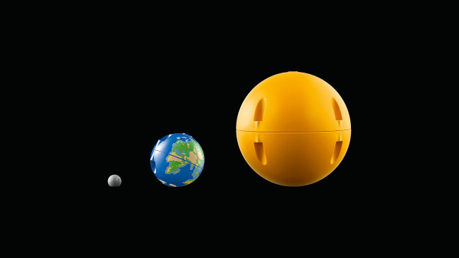 42179 Planeet Maa ja Kuu orbiidil