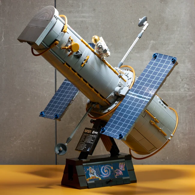 11382 Hubble'i kosmoseteleskoop