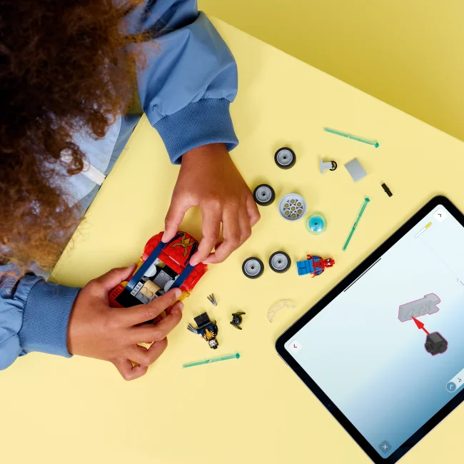 76336 Машина Человека-паука против веномизированного Росомахи