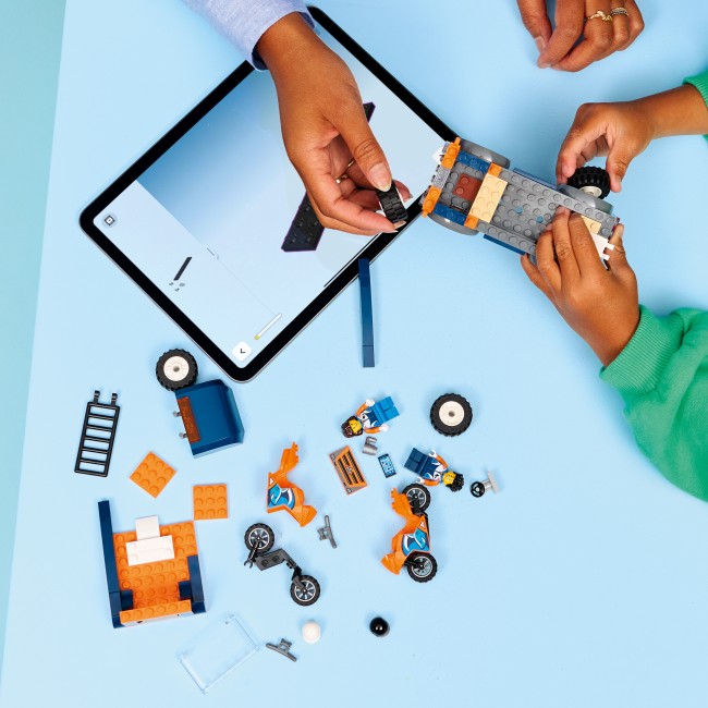 60491 Moottoripyörän kuljetusauto