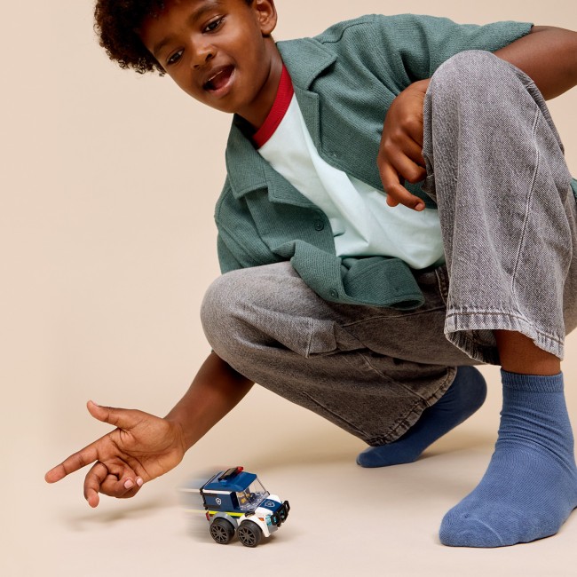 60481 Sõidukid – politseiveok