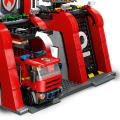 60414 LEGO  City Tuletõrjedepoo koos tuletõrjeautoga