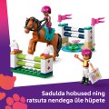 42688 LEGO  Friends Hevostalli ja ratsastuskoulu