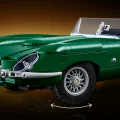 11381 LEGO Icons Jaguar E-Type
