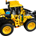 42209 LEGO Technic Колесный погрузчик Volvo L120 Electric