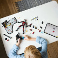 76314 LEGO Super Heroes «Первый мститель: Противостояние»: напряженная схватка