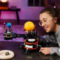 42179 LEGO Technic Planeet Maa ja Kuu orbiidil