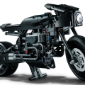 42155 LEGO Technic BATMAN - BATCYCLE™